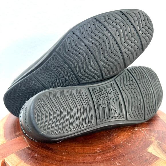 Geox Men’s Leather Loafers Slip-On, Italian Patent, Size 44, Excellent Condition - Picture 8 of 10